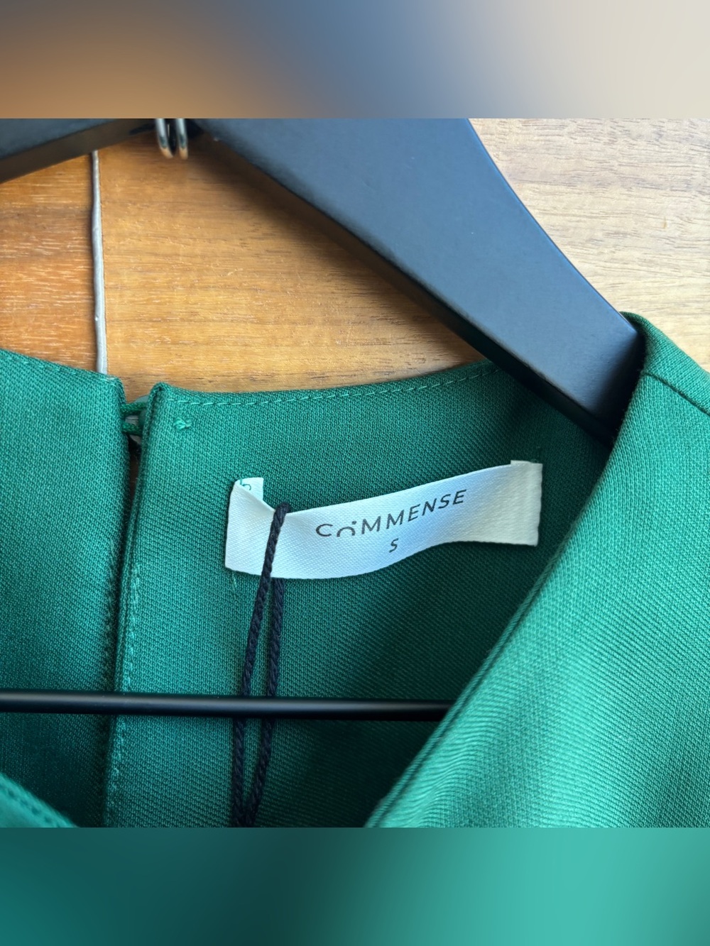Commense Emerald Green Sleeveless Draped Waist Blouse - Picture 5 of 10